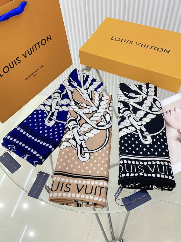 Louis Vuitton Scarf LVC00547